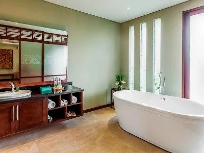 Kampoeng Bali Villa *