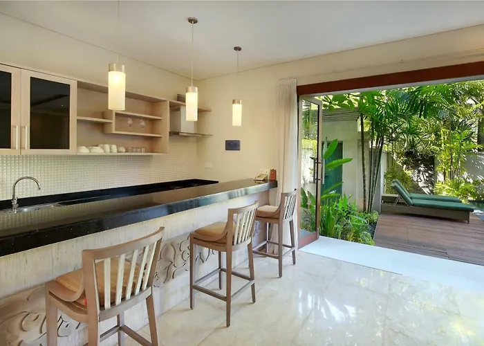 Kampoeng Bali Villa *