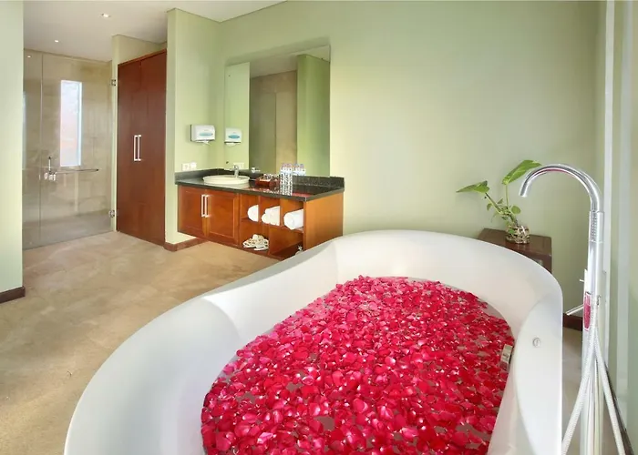 Kampoeng Bali Villa Kuta Lombok